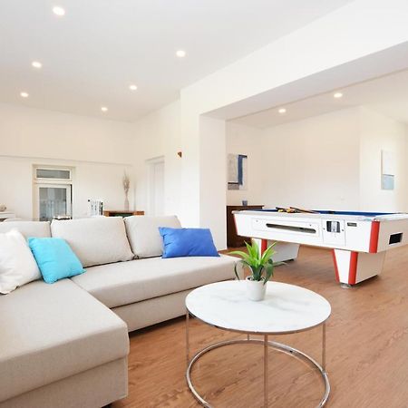 Alpenblick - Modernes Und Grosszuegiges Apartment Villach Luaran gambar